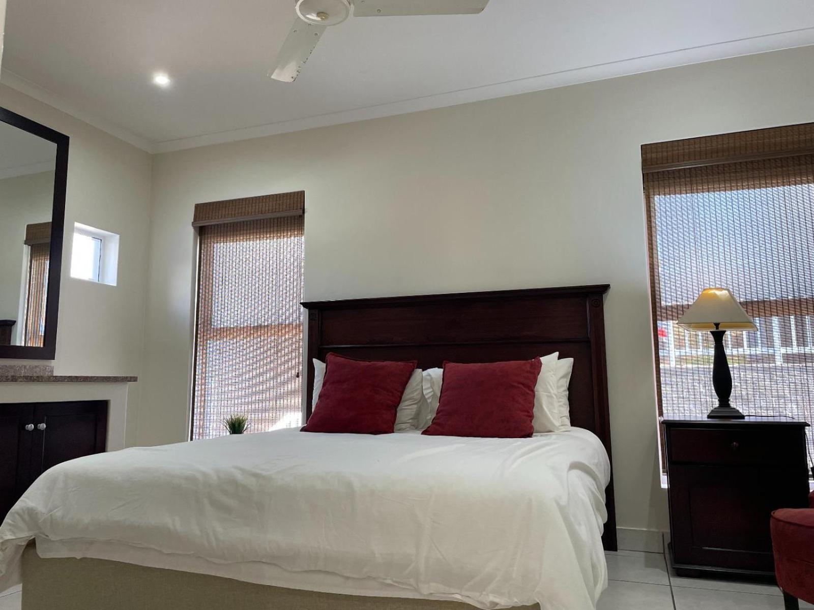 The Golf House 7 Villa Blythedale Beach